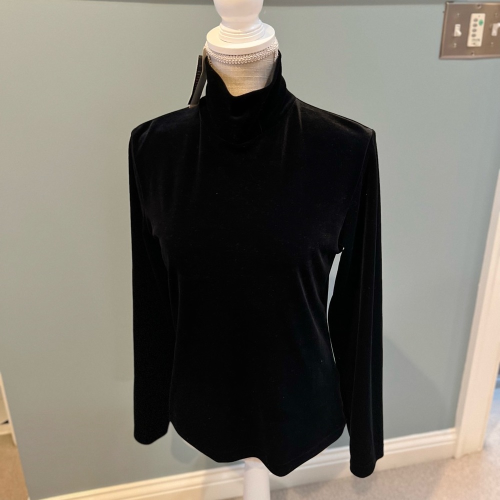 Lands End black velveteen long sleeve ladies mock turtle neck top